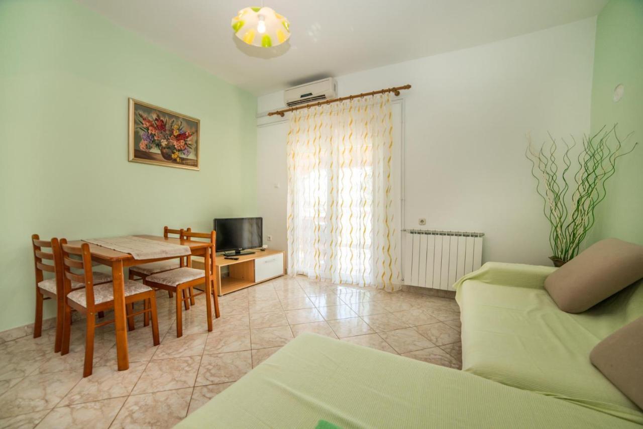 פאז'אנה Apartments Durda מראה חיצוני תמונה