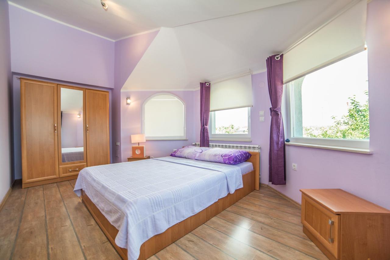פאז'אנה Apartments Durda מראה חיצוני תמונה