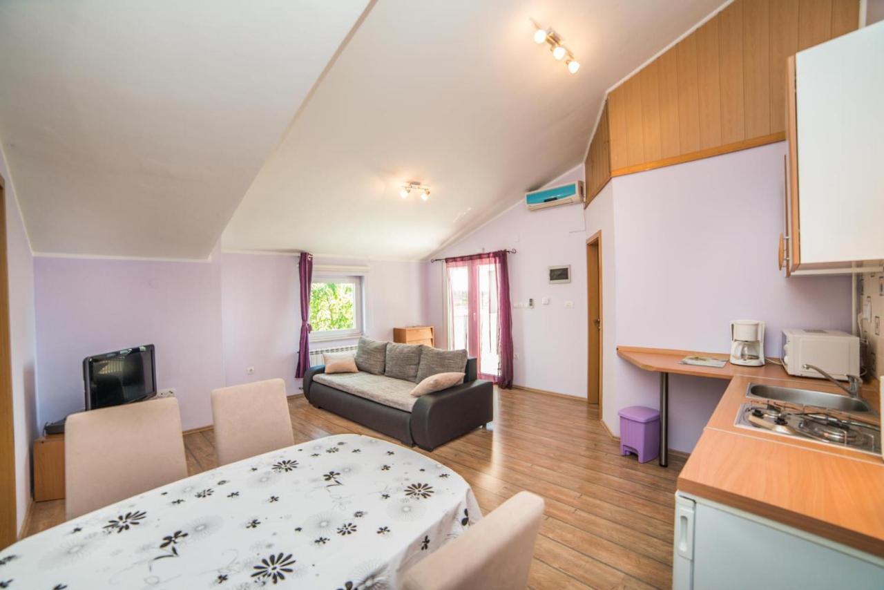 פאז'אנה Apartments Durda מראה חיצוני תמונה