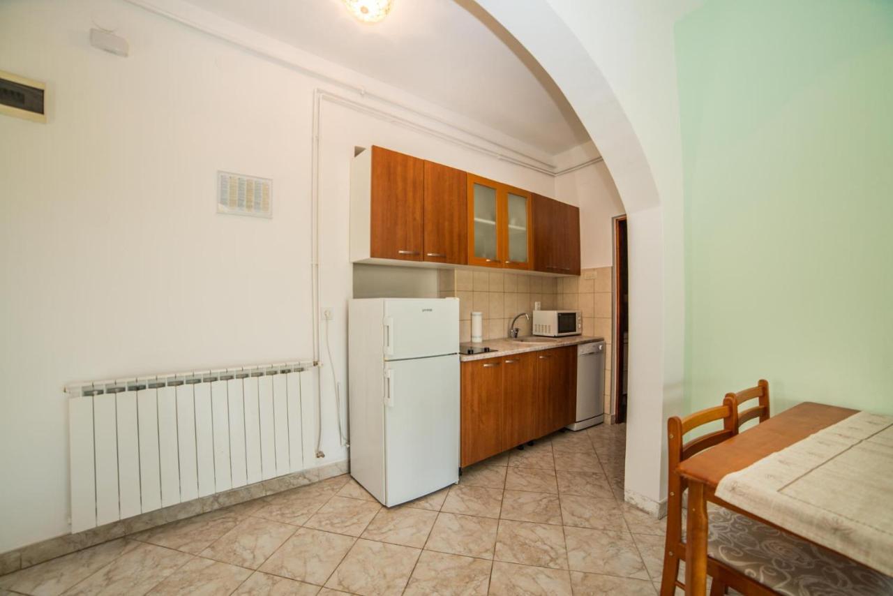 פאז'אנה Apartments Durda מראה חיצוני תמונה